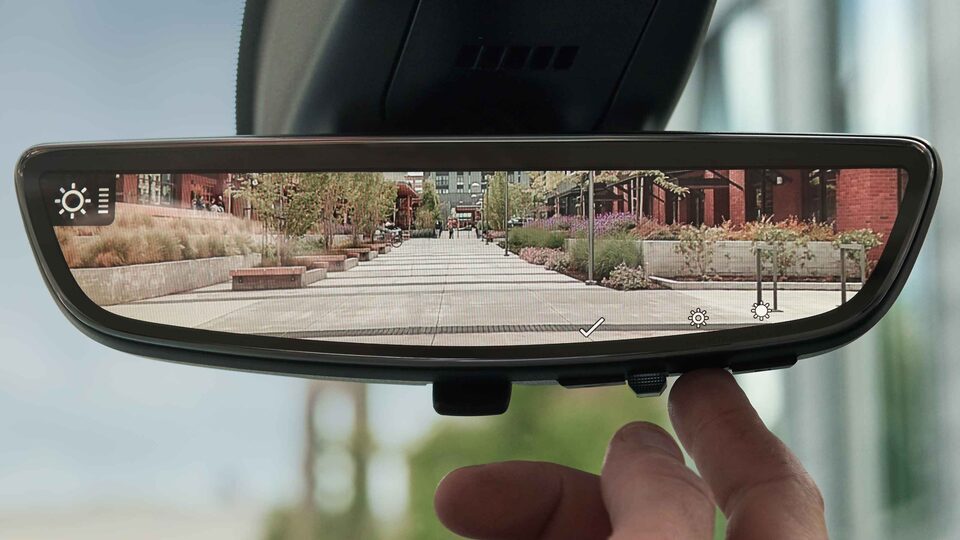 2022 GMC Acadia Technology & Safety Features GMC Canada