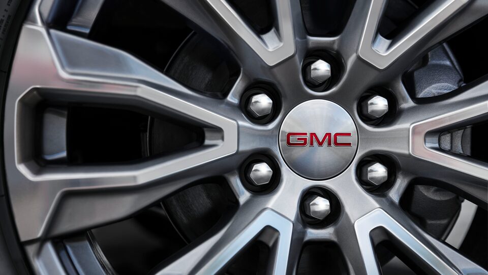 2023 GMC Yukon close-up wheel.