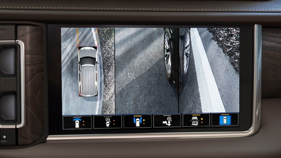 2021 GMC Yukon Denali features: safety.