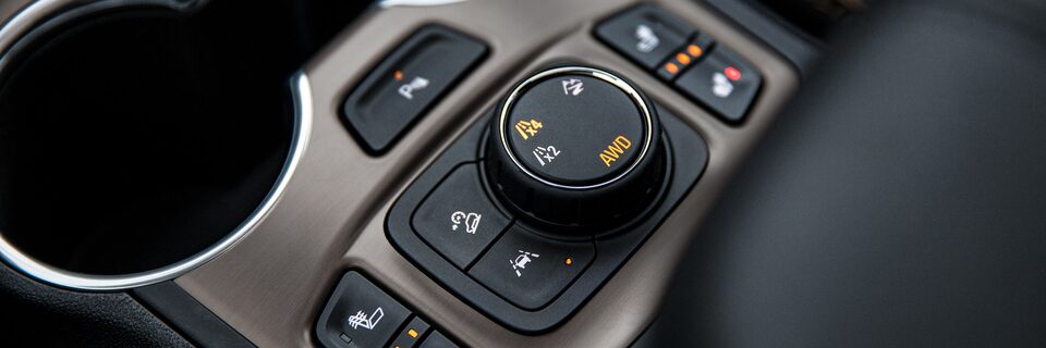Commandes du GMC Terrain 2023.