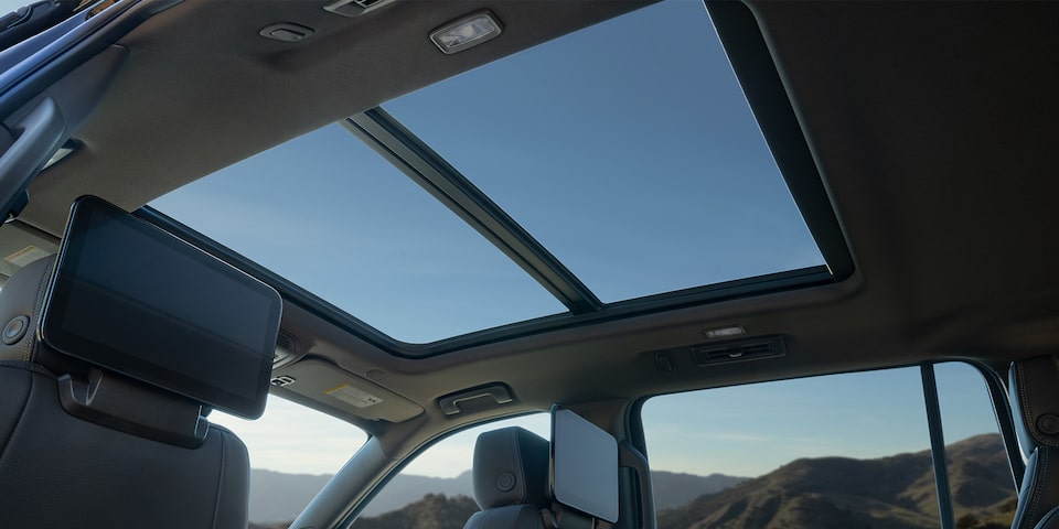 Panoramic sunroof on the 2024 GMC Yukon SLE and SLT.