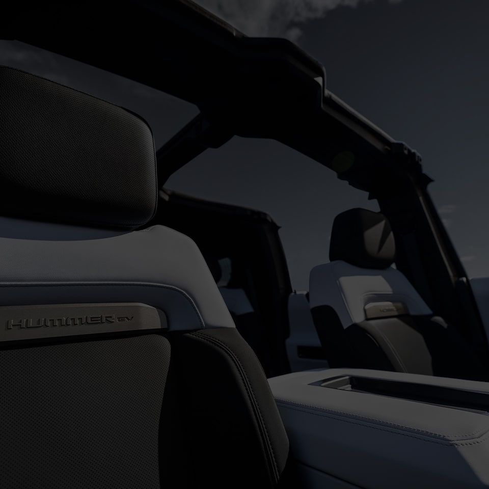 hummer-ev-pickup-gal-1920x1920-25PGHMS00041-multiply-70opac-dark.jpg