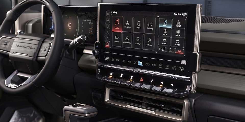 Customizable high-definition touchscreen of the GMC Hummer EV SUV centre console.