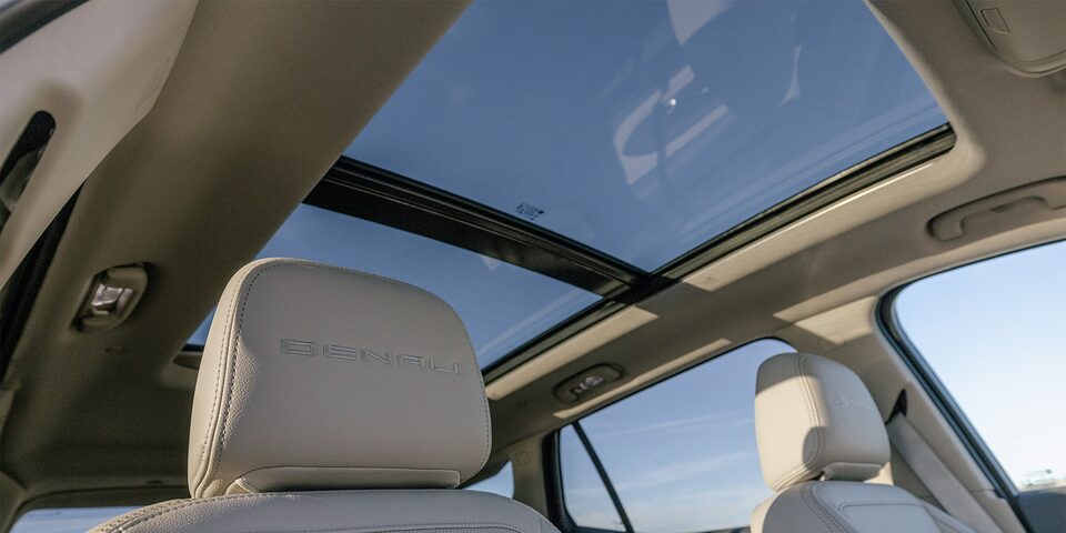 SkyScape Sunroof of the 2024 GMC Terrain.