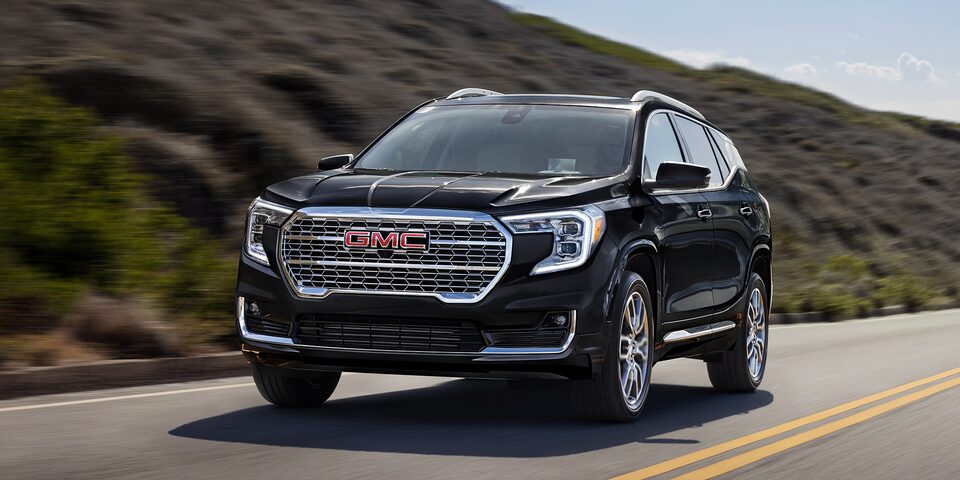 Showcasing the Pro Safety feature of the 2024 GMC Terrain.