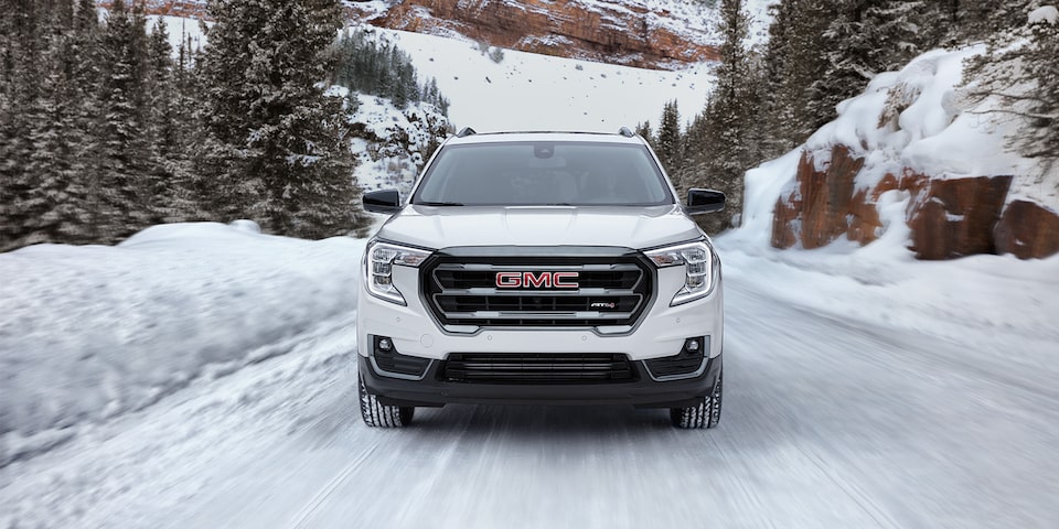 Front view of the 2024 GMC Terrain AT4.