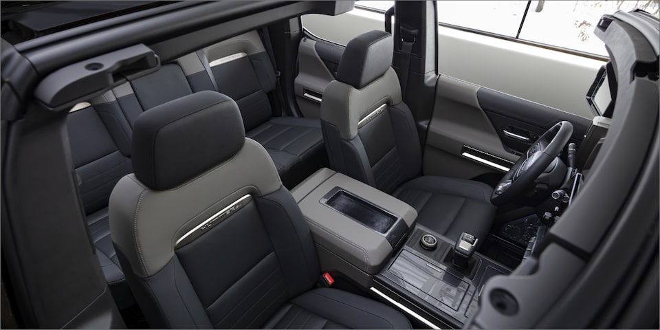 Intérieur ombre lunaire du GMC Hummer EV.