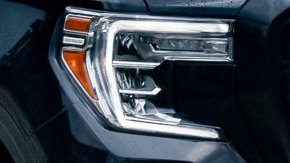 2020 GMC Sierra 1500 AT4 | Exterior Features | GMC Canada