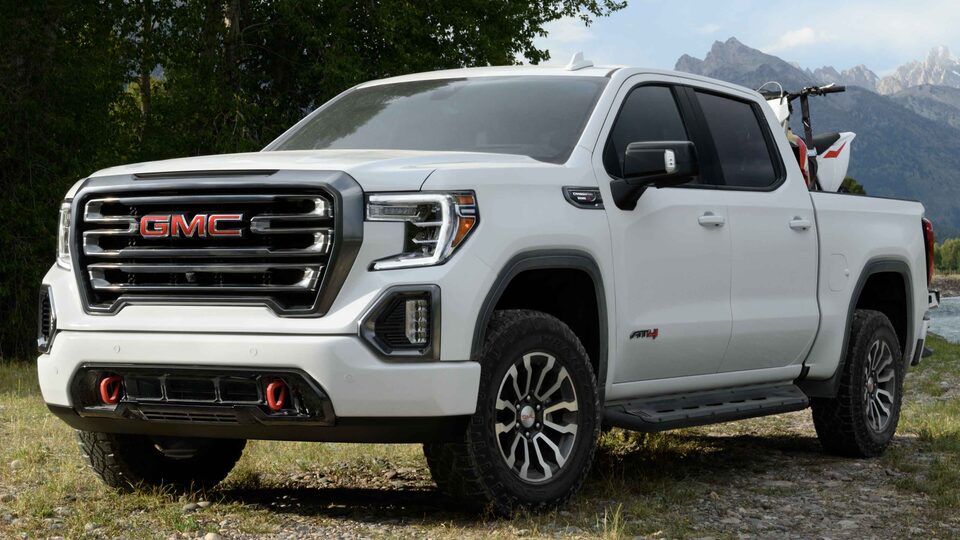 2022 Sierra 1500 AT4.