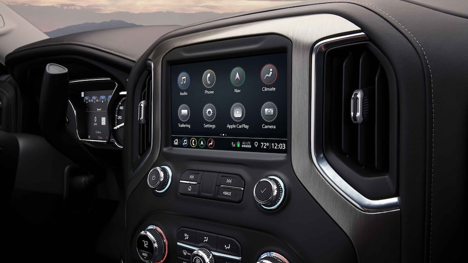 2022 Sierra 1500 infotainment system.