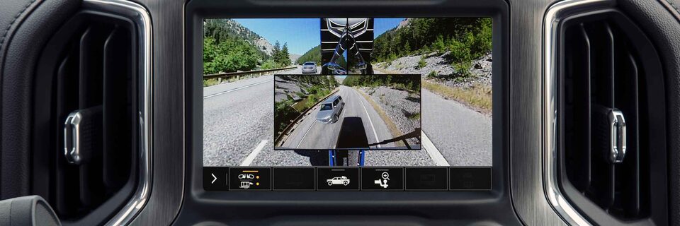 2022 GMC Sierra 1500 Picture-in-Picture Side View.