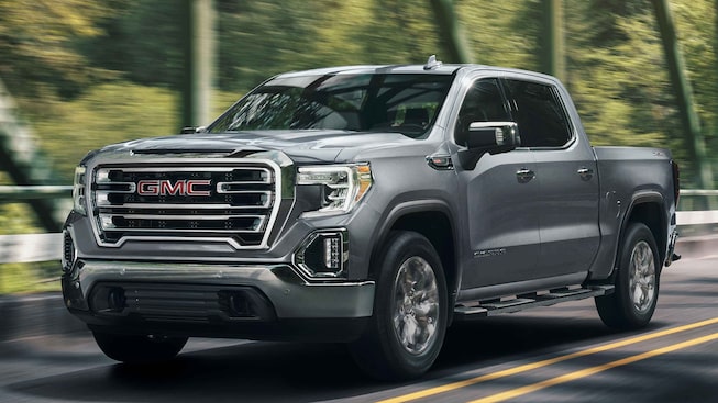 GMC Sierra 1500 2022 sur la route image.