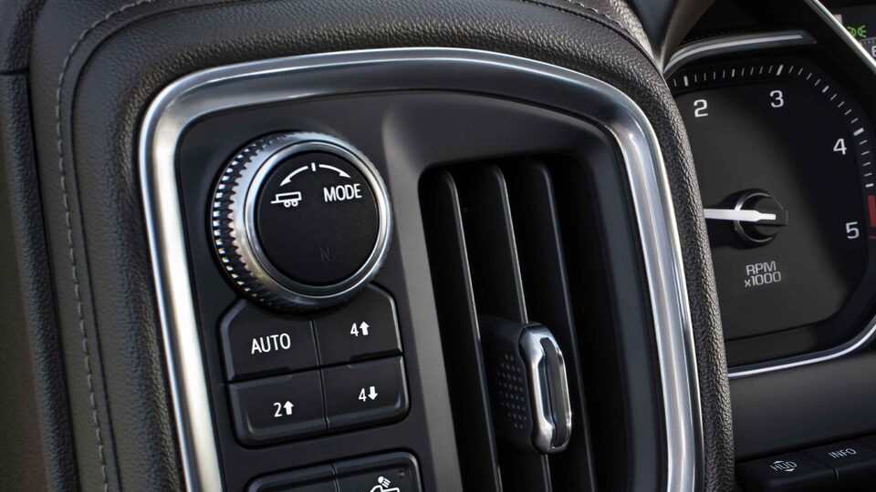 2022 GMC Sierra HD climate control.