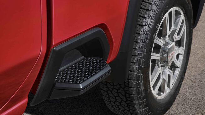2022 Sierra HD SLE/SLT bed steps.