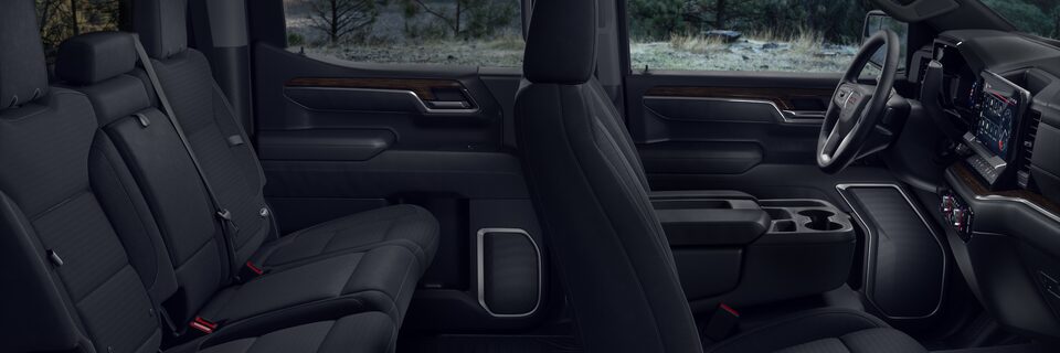 Vue latérale des sièges du GMC Sierra 1500 Élévation 2022.