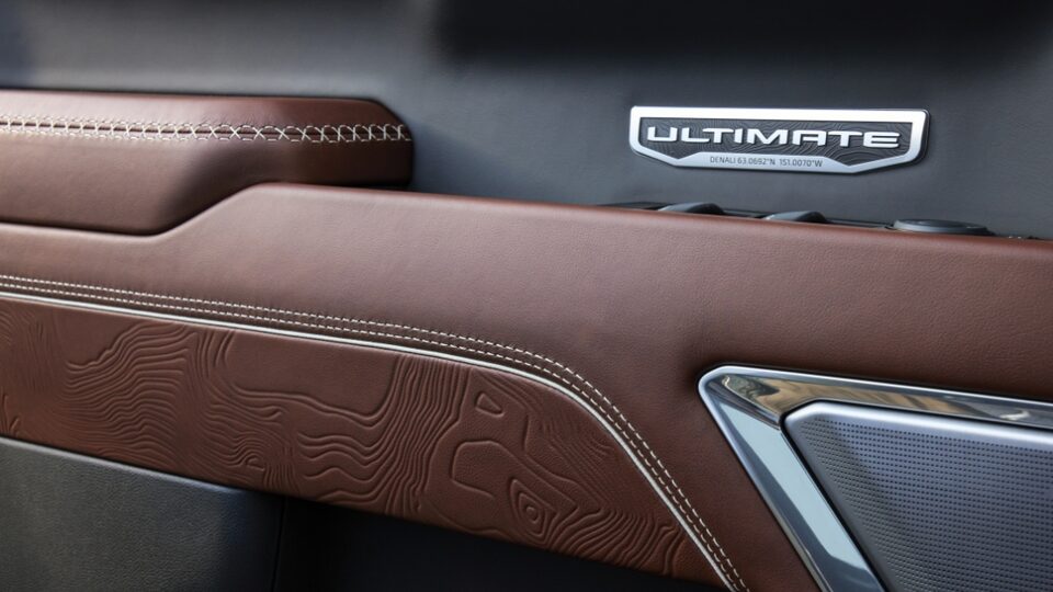 2022 Sierra Denali Ultimate: Close-up of leather interior.