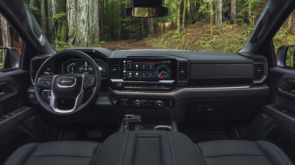 Habitacle du GMC Sierra 1500 2022 : groupe Élévation haut de gamme.
