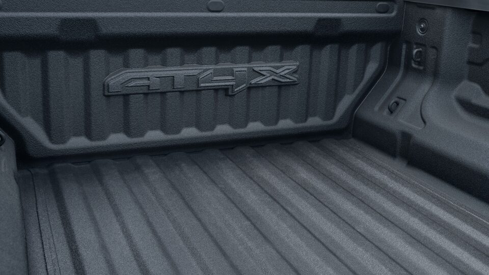 Doublure de caisse du GMC Canyon AT4X 2023.