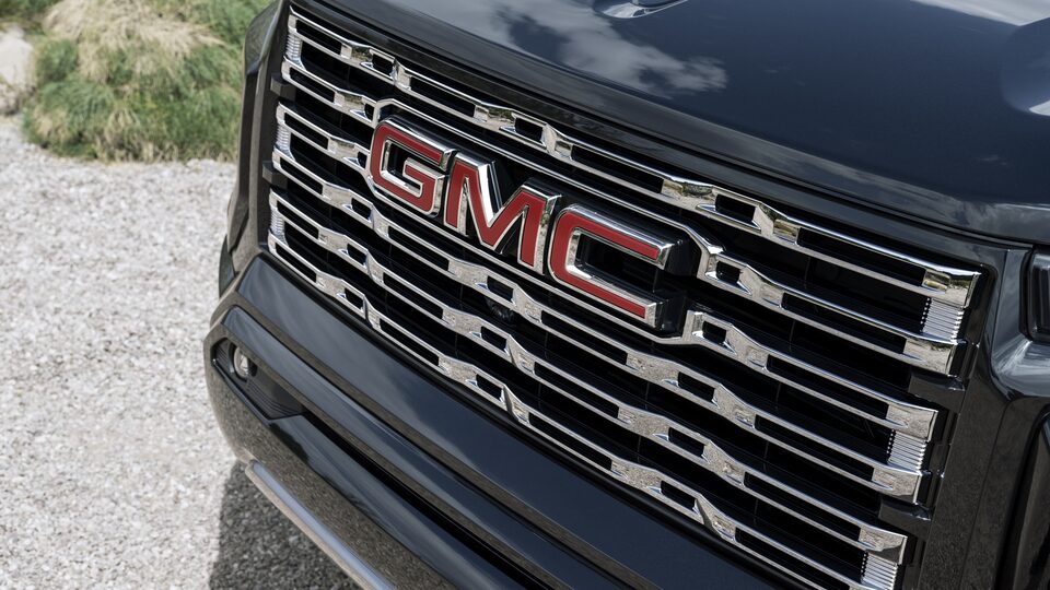 Calandre du GMC Canyon Denali 2023.
