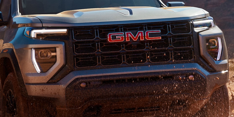 Phares à DEL du GMC Canyon Élévation 2024.