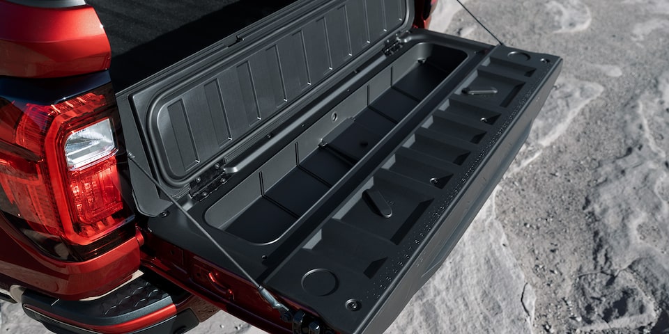 Hayon MultiStow du GMC Canyon 2024.