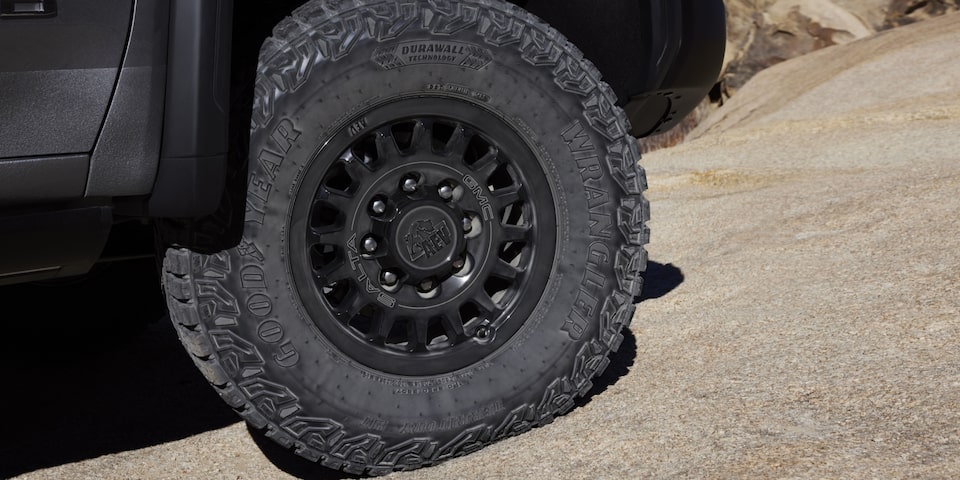 Roues Salta du GMC Sierra HD AT4X 2024 édition AEV.
