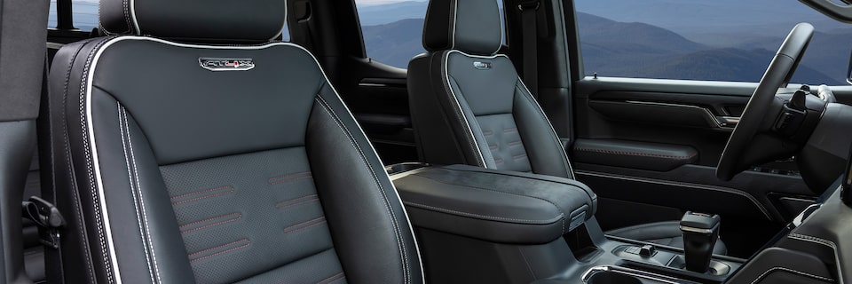 Jet Black interiors of the 2024 GMC Sierra 1500 AT4X.