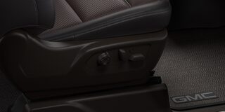 gmc-streamlined-denali-2500-power-seats-1920x960-02_TK20743_5SA_H24.jpg