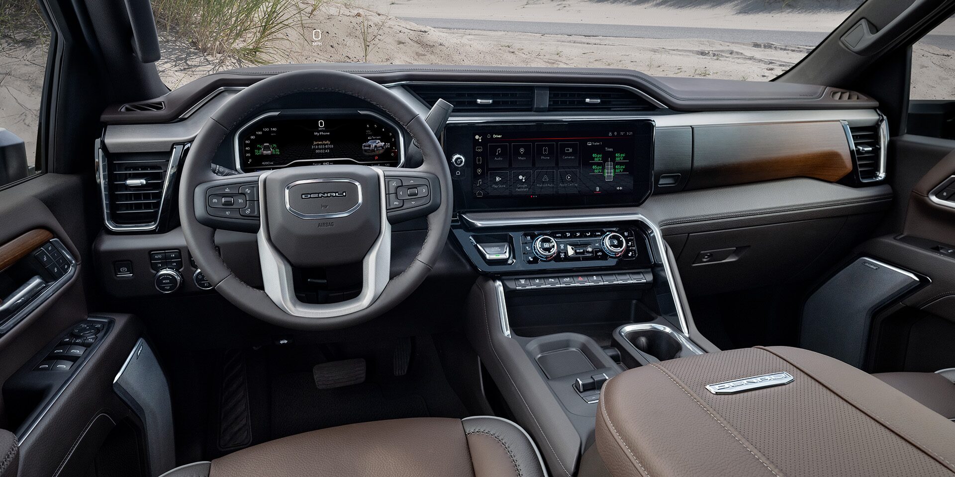 gmc-streamlined-denali-2500-brownstone-interior-1920x960-25PGSRHD00065.jpg