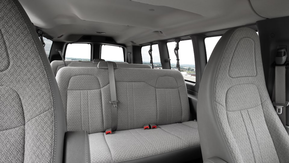 2020 GMC Savana Passenger Van GMC Canada