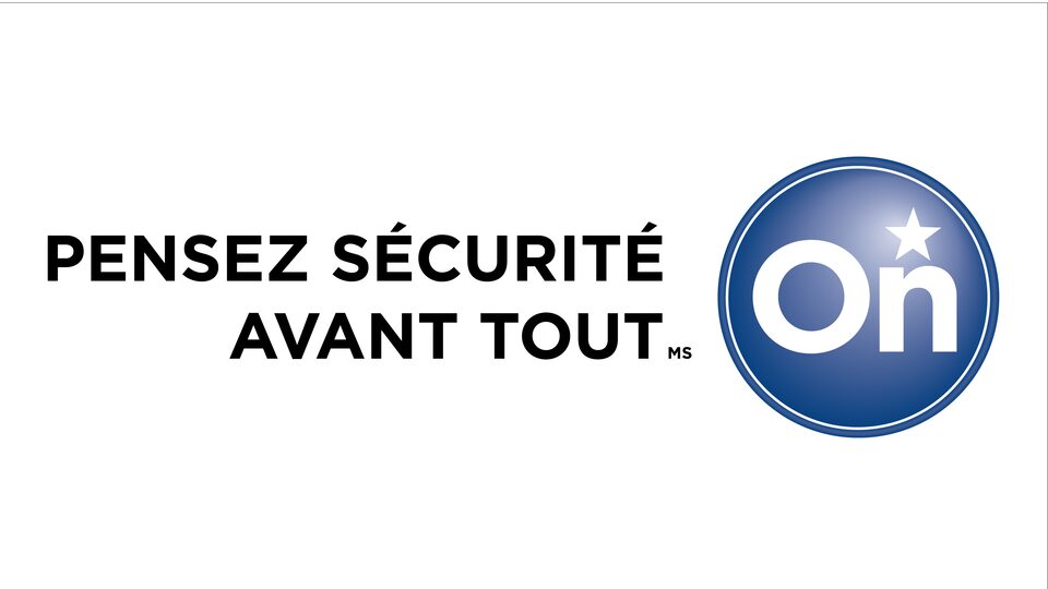 La fourgonnette utilitaire Savana 2022 avec fonction OnStar.