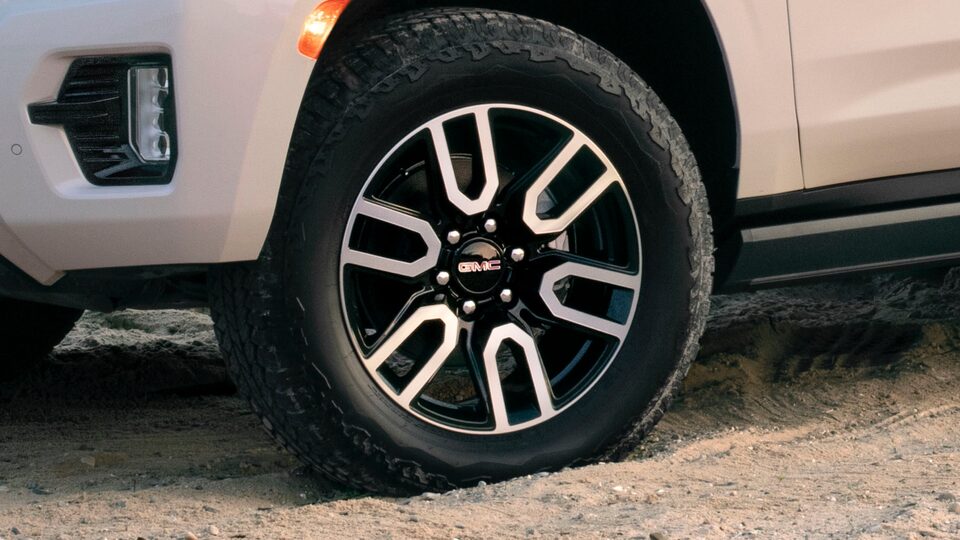 Les roues du Yukon AT4 2022.