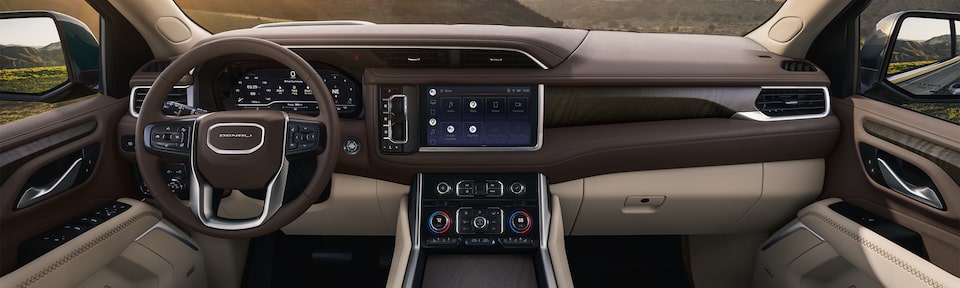 Tableau de bord du GMC Yukon 2022.