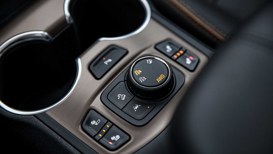 2023 GMC Terrain AT4 centre controls.