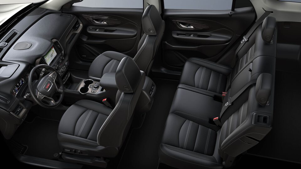 Vue aérienne de l’habitacle du GMC Terrain Denali 2023 : noir jais.