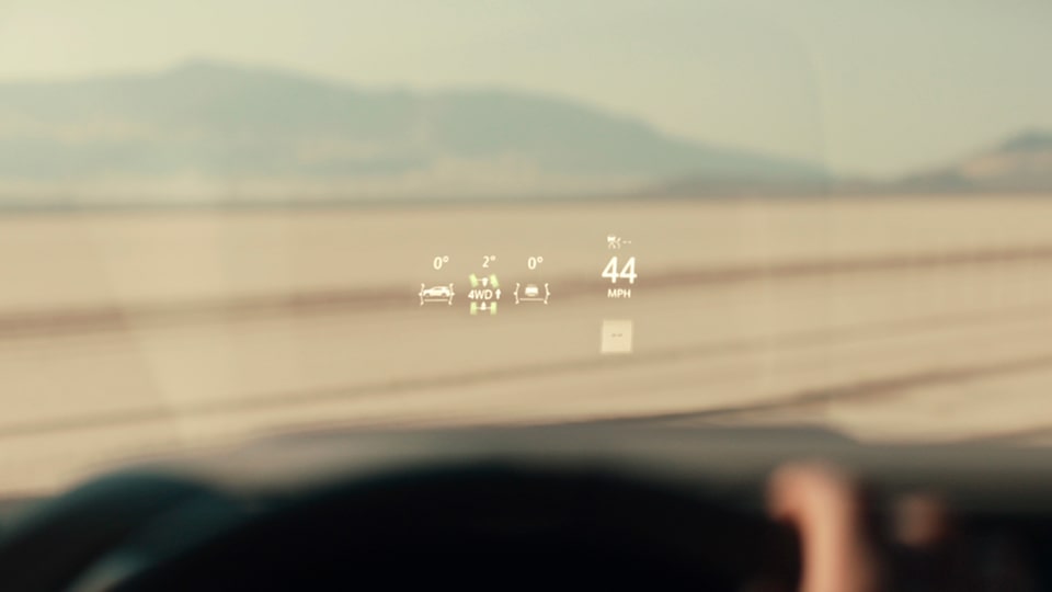 2023 GMC Yukon Technology: safety HUD.