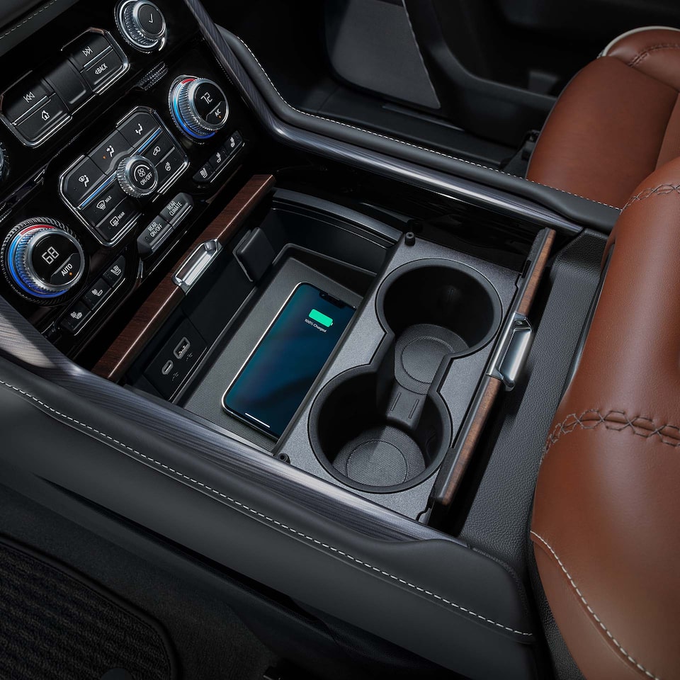 Console centrale du VUS pleine grandeur GMC Yukon 2024.