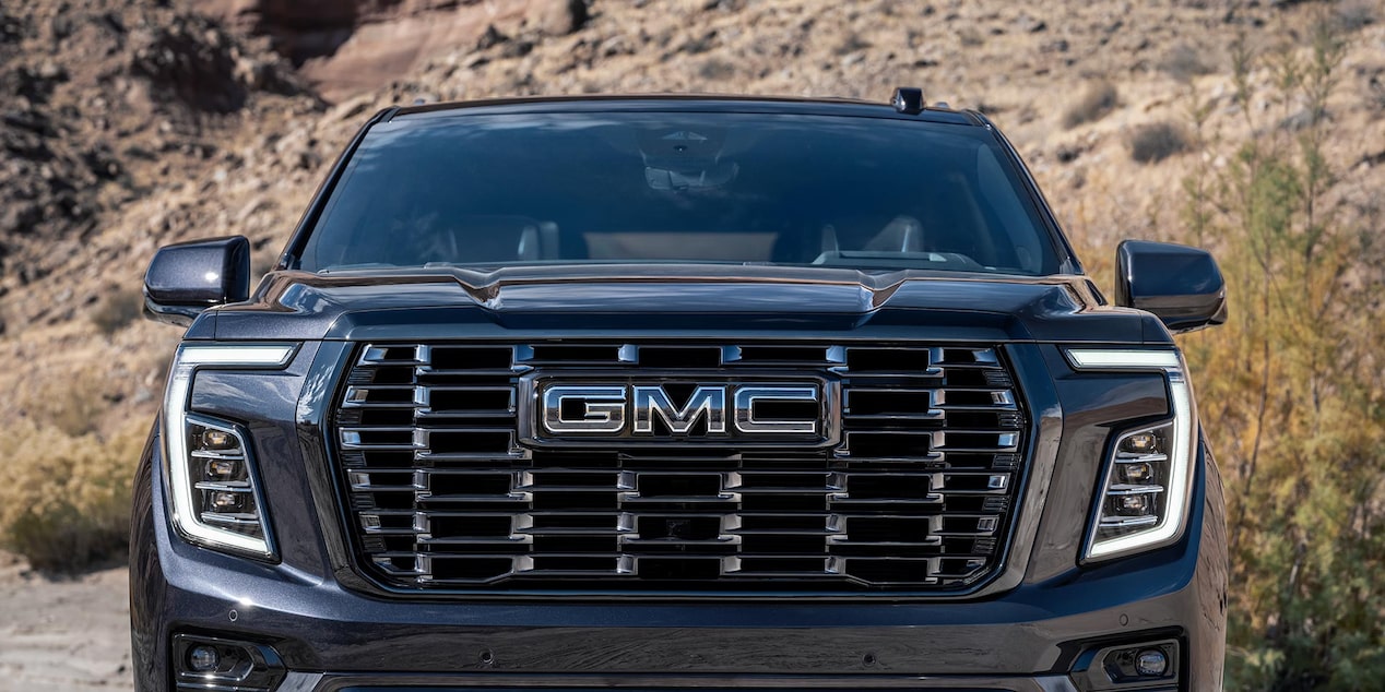 Front View of the Grille and the GMC Badging on the 2025 Yukon SUV.