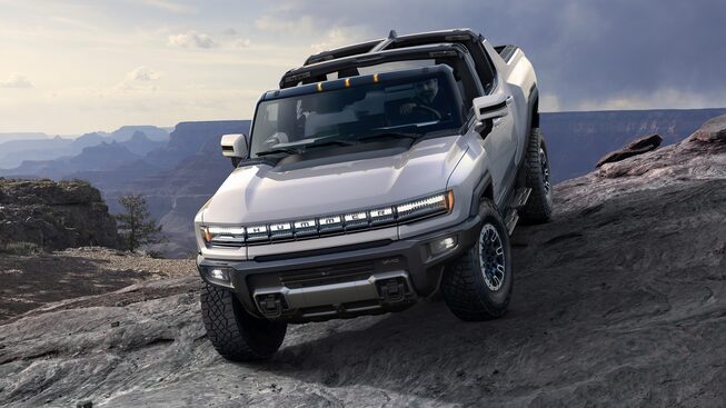 Vue extérieure avant du GMC Hummer EV.