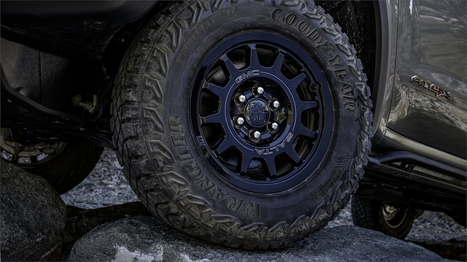2023 GMC Sierra AT4X AEV Edition wheel.