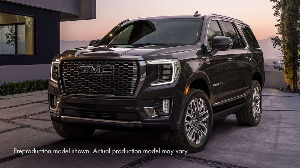 Exterior front view of the 2023 GMC Yukon Denali Ultimate.