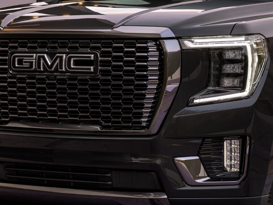 2023 Yukon Denali Ultimate FullSize Luxury SUV GMC Canada