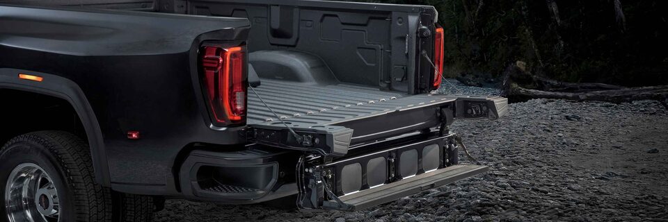 GMC Sierra HD Denali 2022:  caisse de chargement.