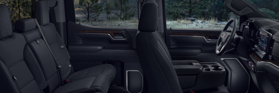 Vue des sièges du GMC Sierra 1500 Élévation 2023.