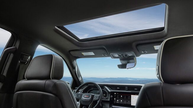 The 2023 GMC Sierra 1500 AT4 sunroof.