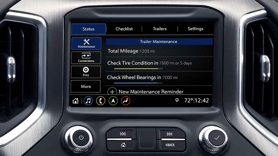 GMC Sierra HD SLE/SLT 2023 : vues caméra dans le système d’infodivertissement.