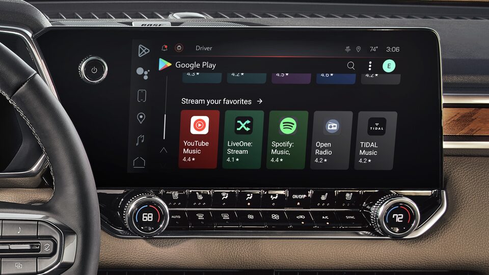 Système d’infodivertissement du Canyon 2023 avec Google Play.