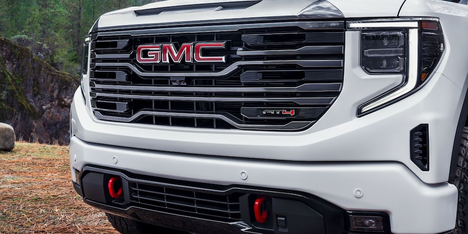 AT4 Front bumper and grille