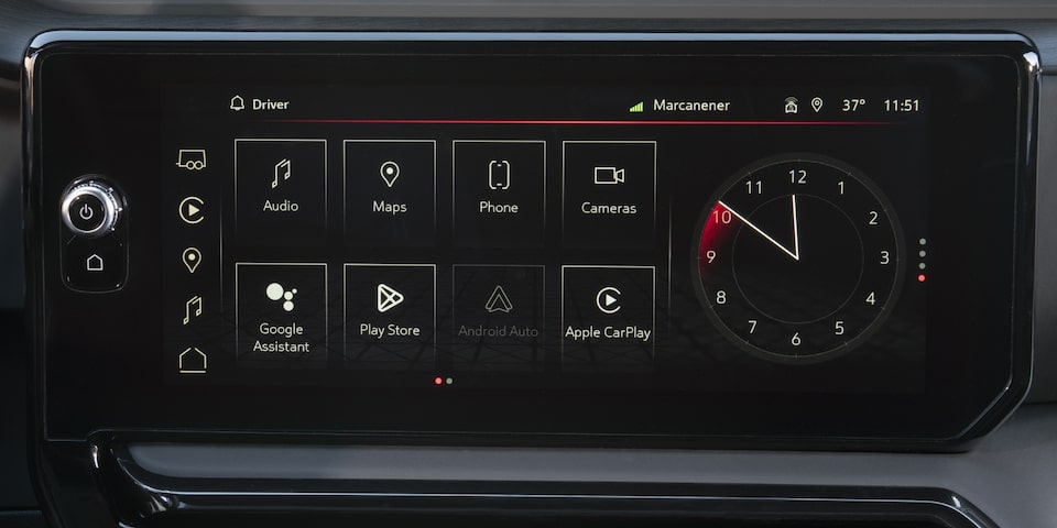 2024 GMC Sierra HD 13.4 inch diagonal tablet-style touch-screen.