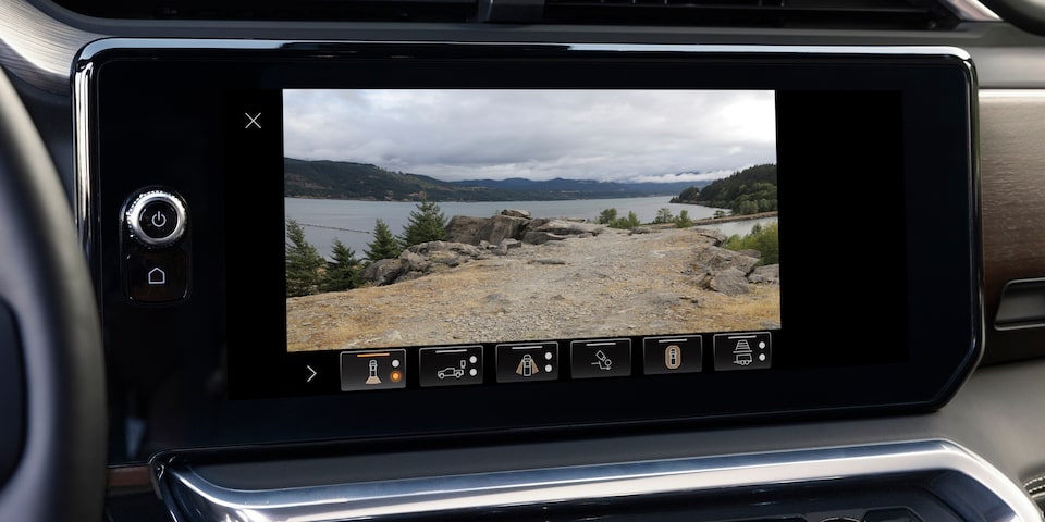 A camera view being displayed in the infotainment screen of the 2024 GMC Sierra 1500 Denali.
